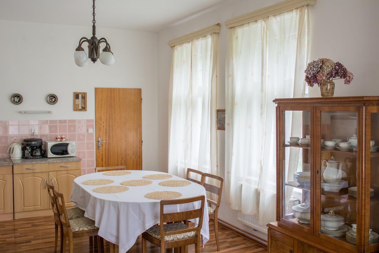 Отель Penzion Signum Laudis Velke Hamry Экстерьер фото